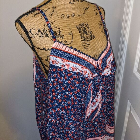 Red, white and blue tank top - Picture 6 of 6